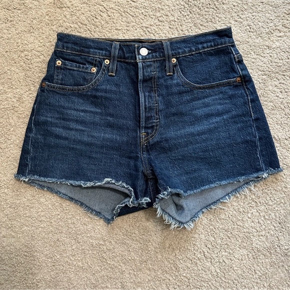 Levi’s 501 Denim Shorts Dark Wash - Picture 1 of 5